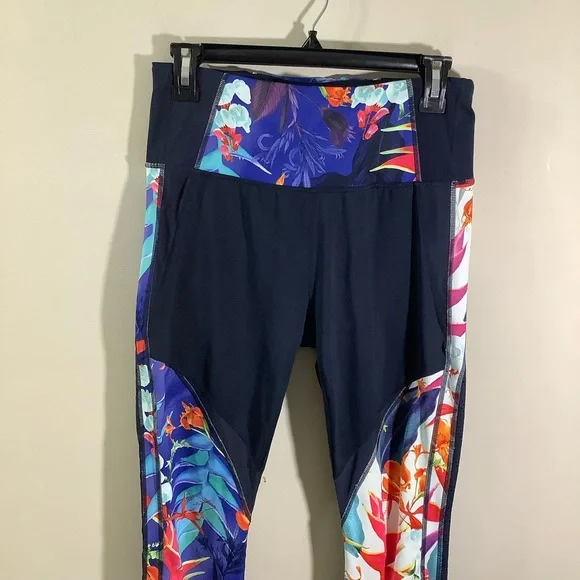 Athleta Tropical Precision 7/8 Tight Legging - Picture 2 of 8